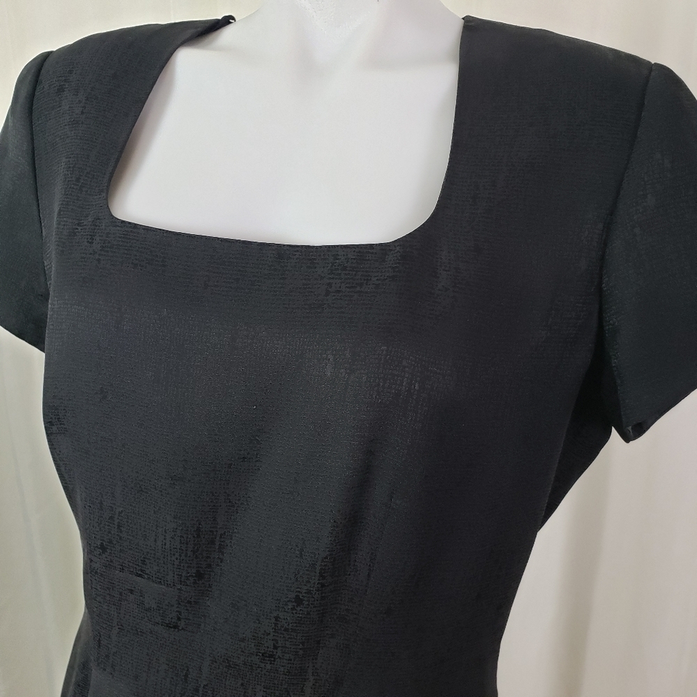 Adrianna Papell black silk dress low square neck textured sheen size 10 - Picture 2 of 9
